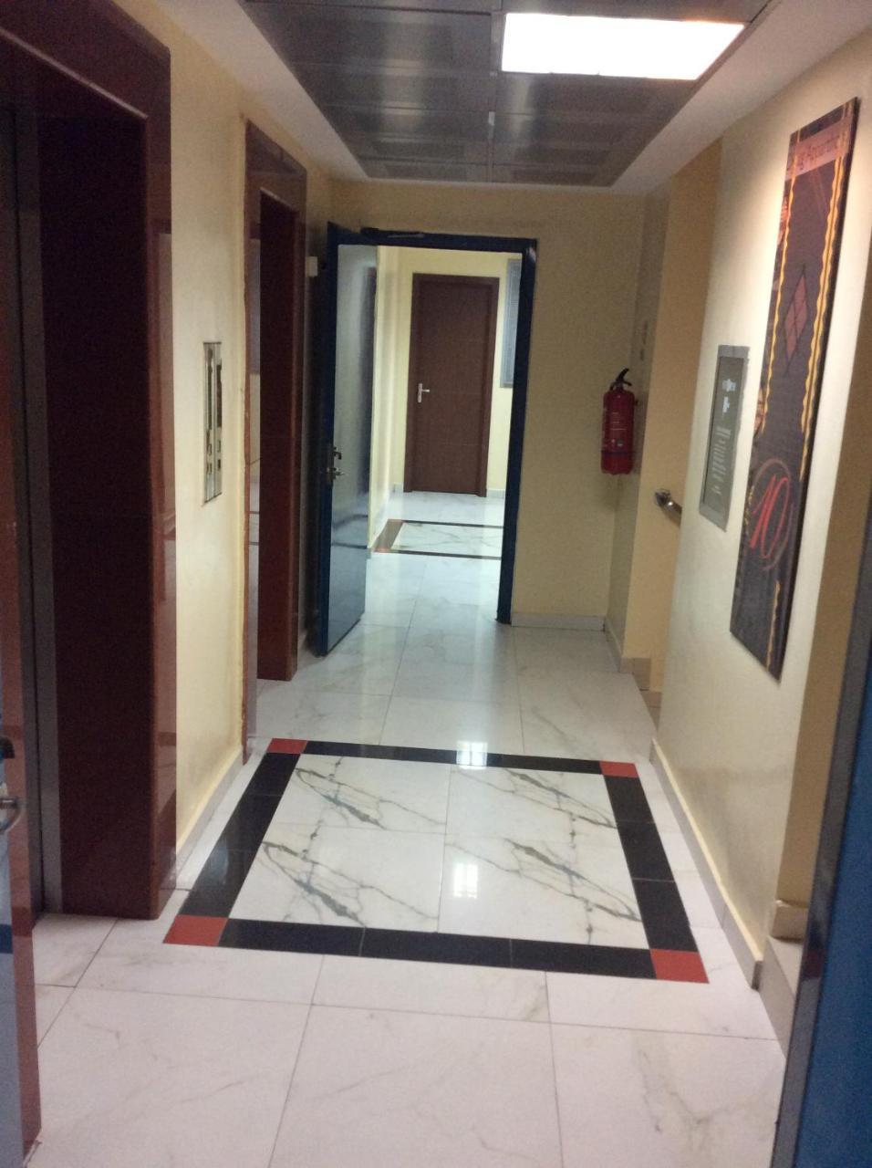 Djeug'Appart Hotel Yaoundé Екстериор снимка