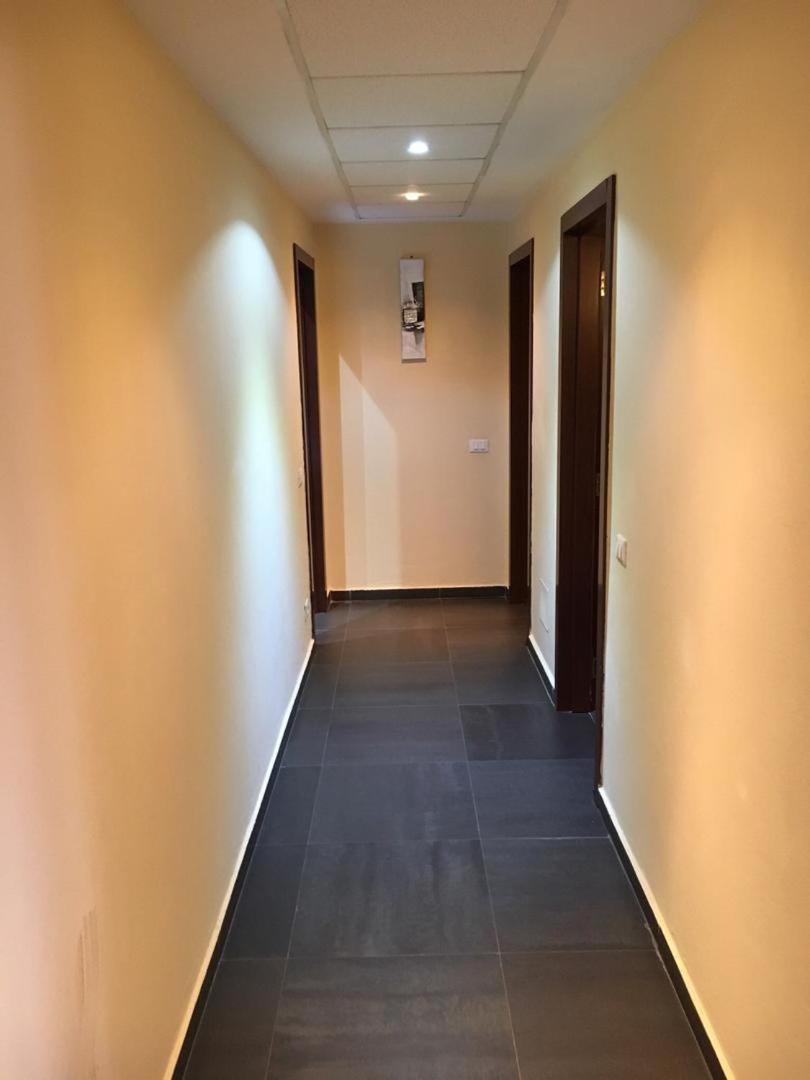 Djeug'Appart Hotel Yaoundé Екстериор снимка